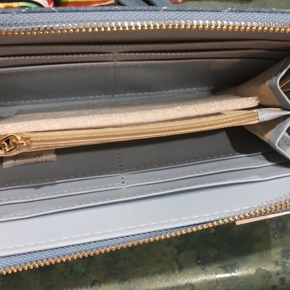 Bebe blue denim quilted puffy zip around wallet wristlet clutch new - Picture 13 of 13